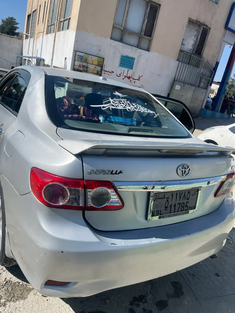 Toyota Corolla 2010 (2)