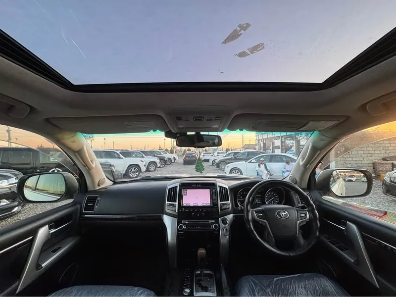 Toyota Land Cruiser 2013 (4)