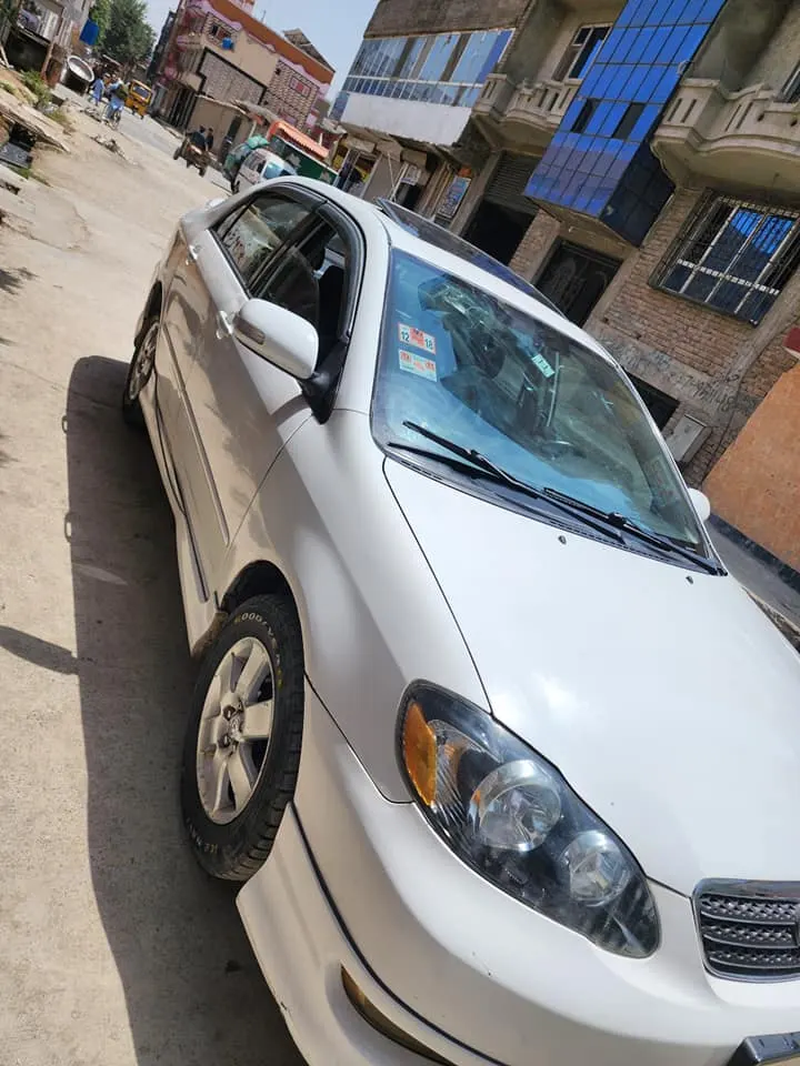 Toyota Corolla 2004 (1)