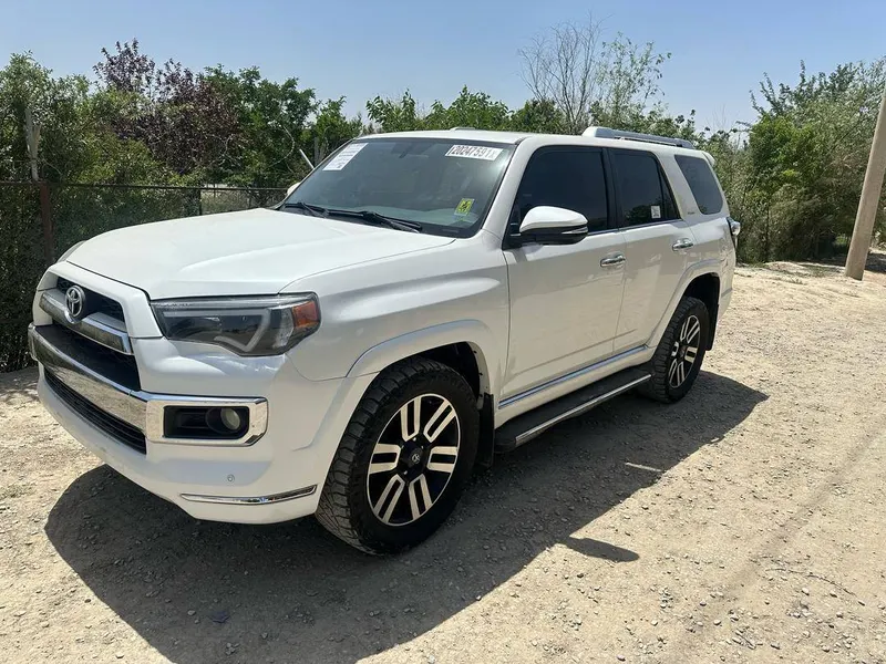 Toyota 4 Runner 2016 (2)