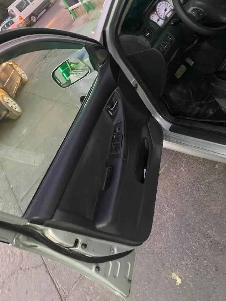 Toyota Corolla 2006 (4)