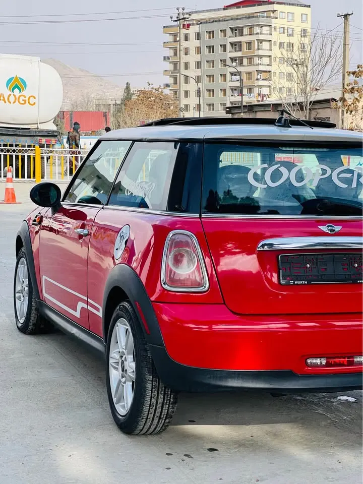 Mini Cooper 2012 (3)