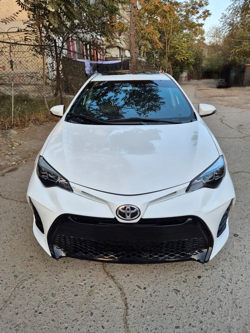 Toyota Corolla 2015 (1)