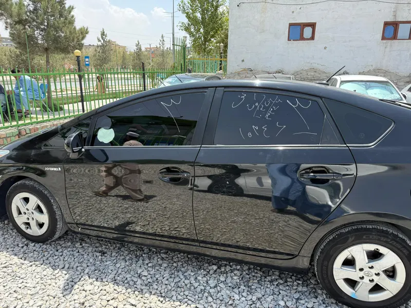 Toyota Prius (1)