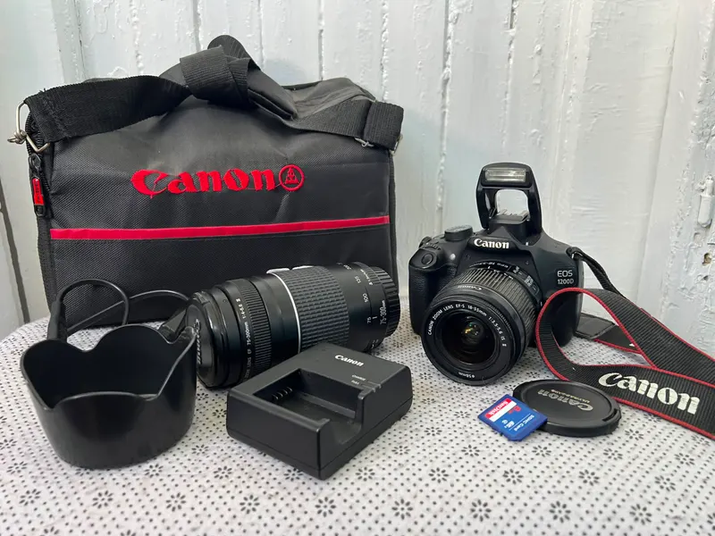 Canon D1200 (2)