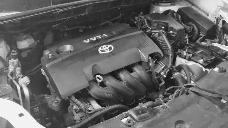 Toyota Corolla Rumion 2010 (7)