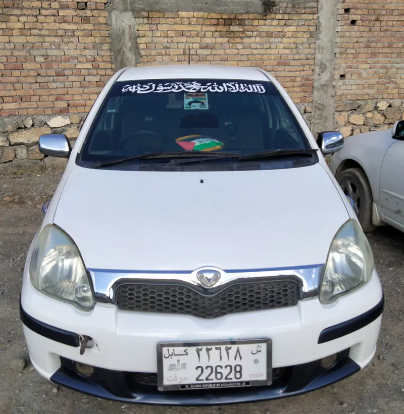 Toyota Vitz Sport 2004 (4)