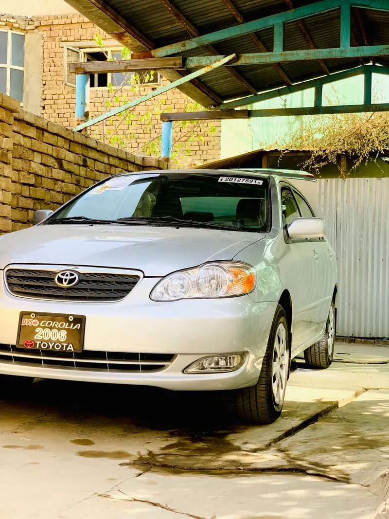 Toyota Corolla CE 2006 (2)