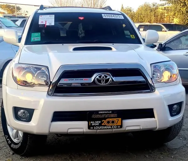 Toyota 4Runner Sport 2004 (2)