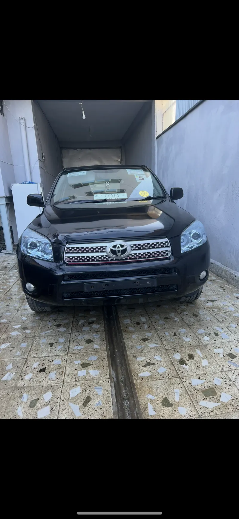 Toyota RAV4 (3)