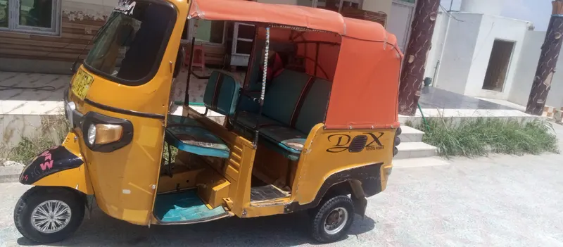 Piaggio Rickshaw (2)