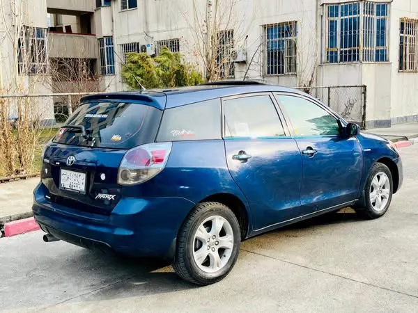 Toyota Matrix, Canadian 2005 (2)