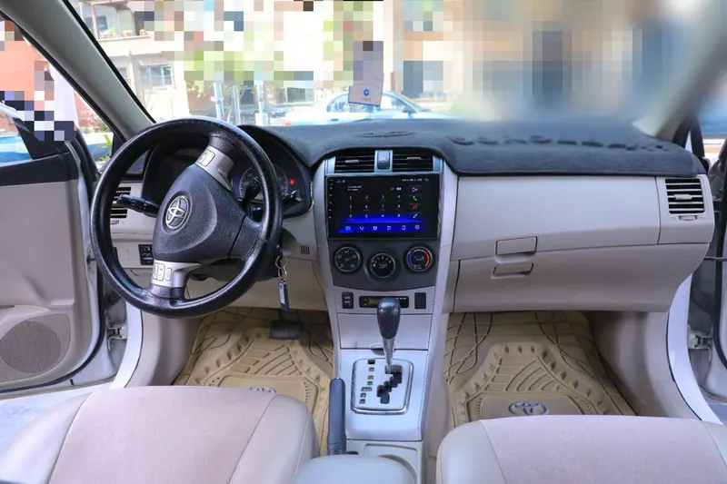 Toyota Corolla LE 2011 (7)