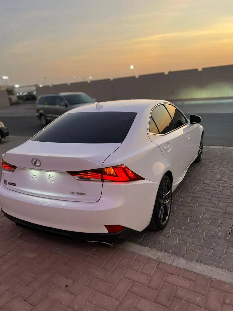 لکسس IS300 2019 (3)
