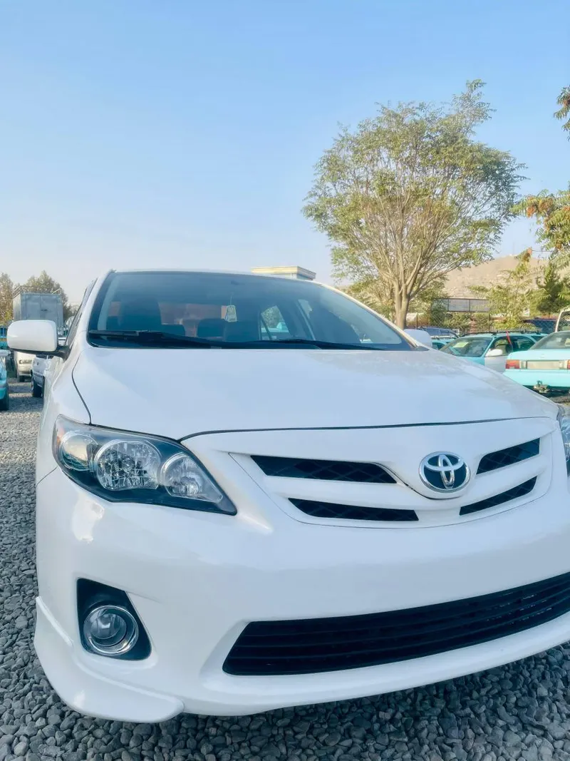 Toyota Corolla 2010 (2)