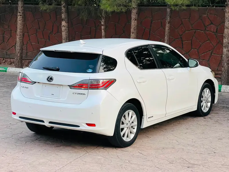 Lexus 2013 (2)