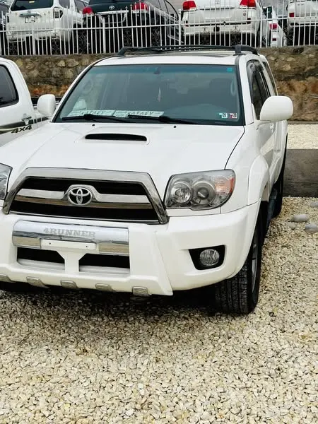 Toyota 4Runner Sport 2008 (2)