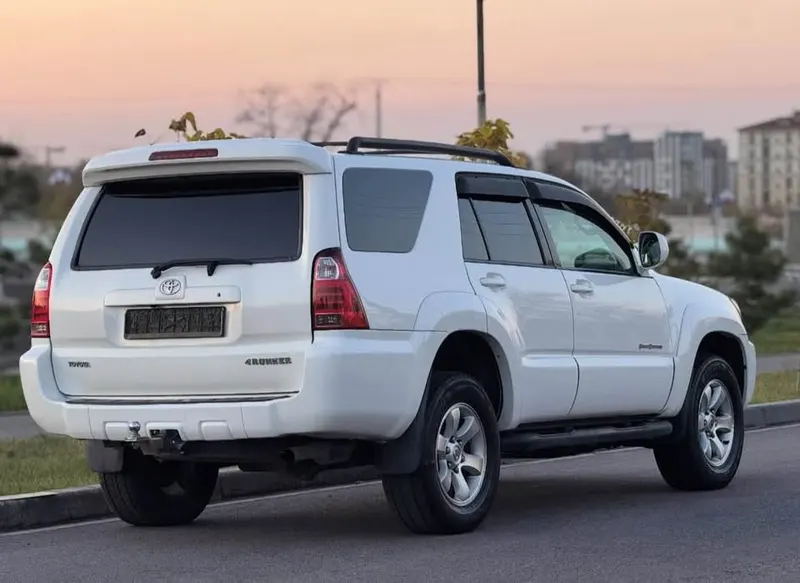 Toyota 4 Runner 2007 (2)