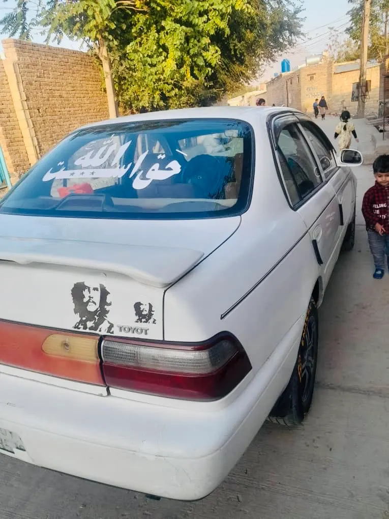 Toyota Corolla 1997 (1)