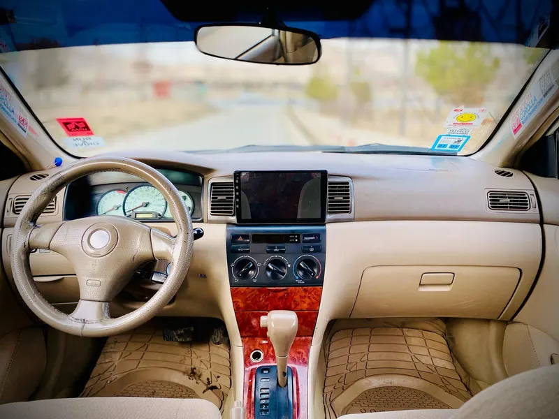 Toyota Corolla 2004 (4)