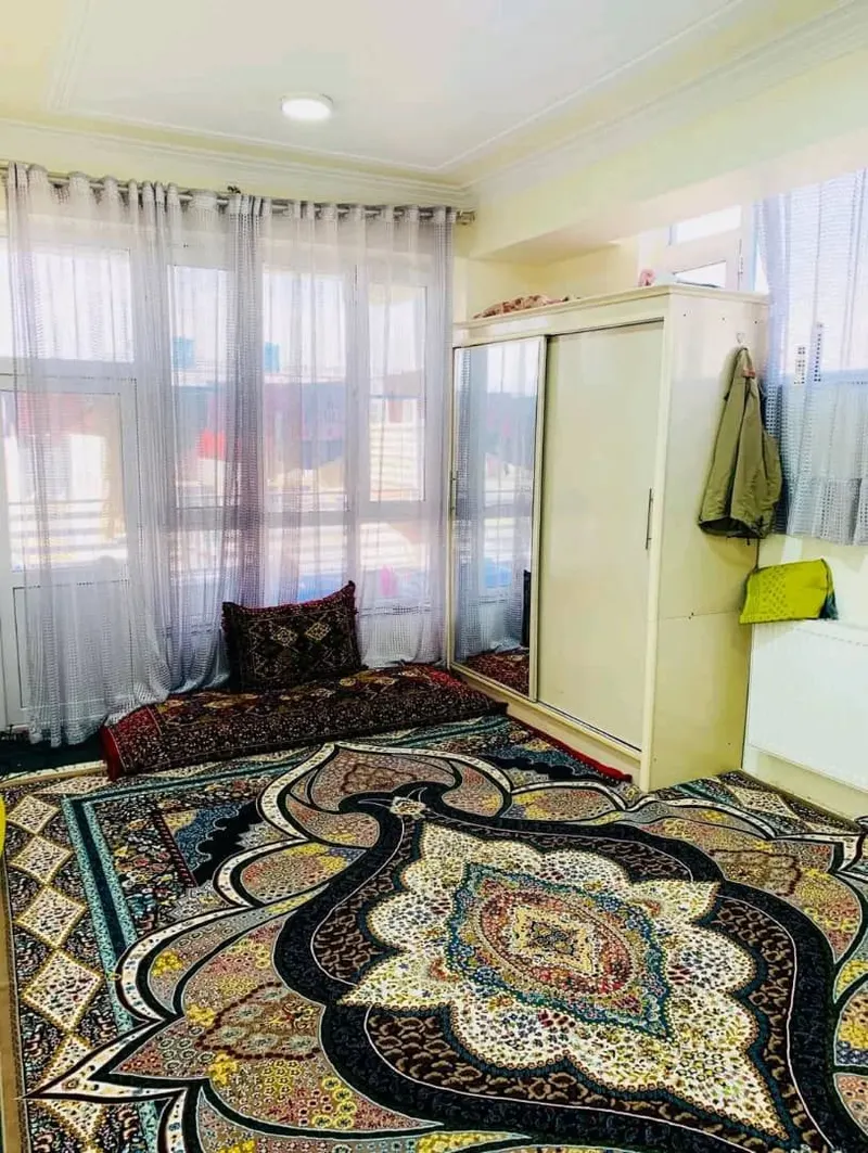 3-storey house for sale, 9 rooms, 500 m² (2)