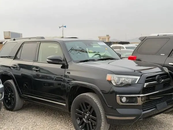 Toyota 4Runner 2020 (1)