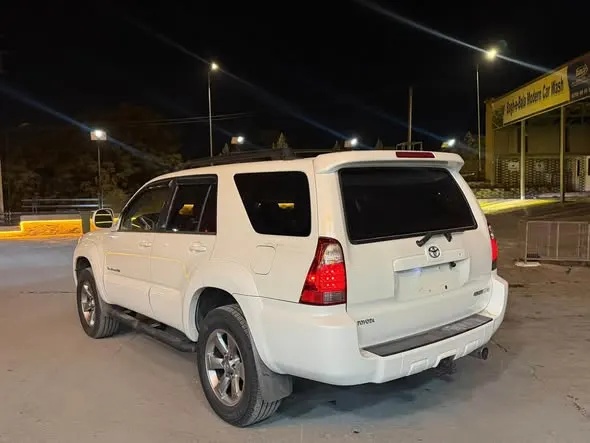 Toyota 4 Runner 2009 (3)