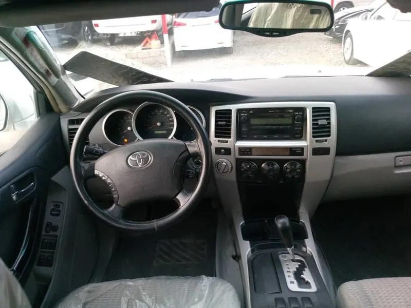 Toyota 4Runner 2004 (6)