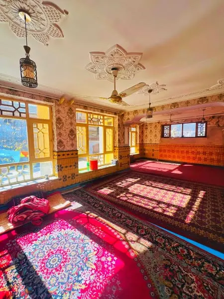 خانه سه منزله برای فروش، 13 اتاق، 4 بسوه، خوشحال خان مینه بخش B، کابل (2)