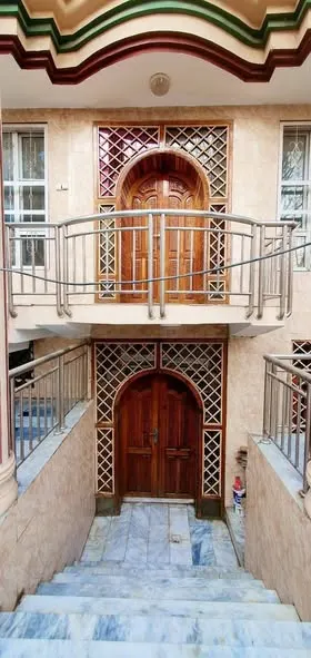House 4 floors for rent (2)