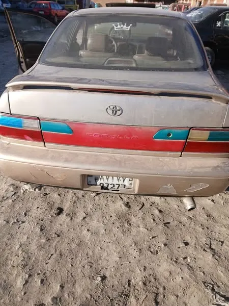 Toyota Corolla 1997 (2)