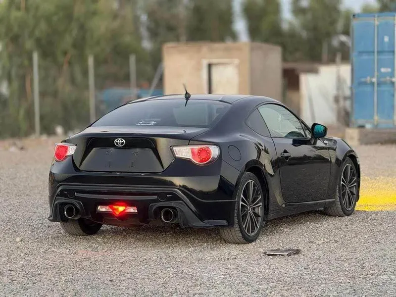 تویوتا GT86 2012 (3)