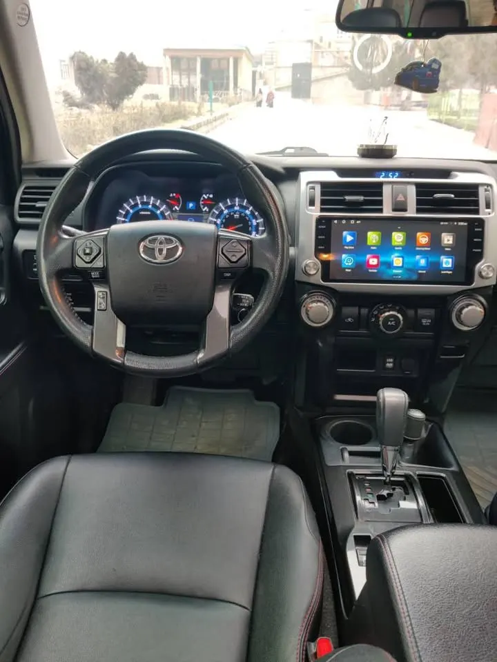 Toyota 4Runner TRD 2016 (4)