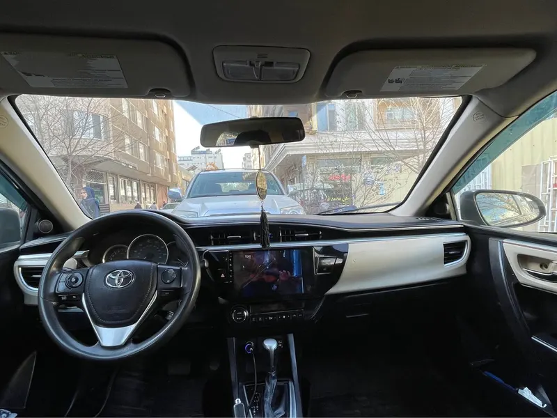 Toyota Corolla 2014 (3)