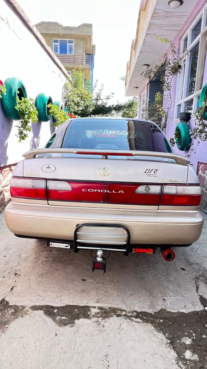 Toyota Corolla 1997 (4)