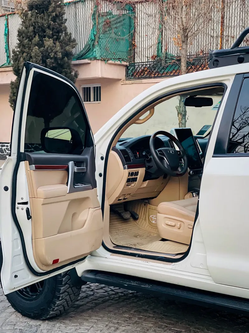 Toyota Land Cruiser TRD 2014 (4)
