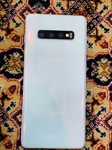 Galaxy +S10 For Sale (1)