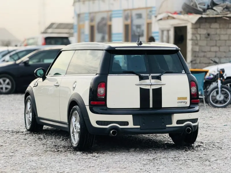 Mini Cooper 2009 (6)
