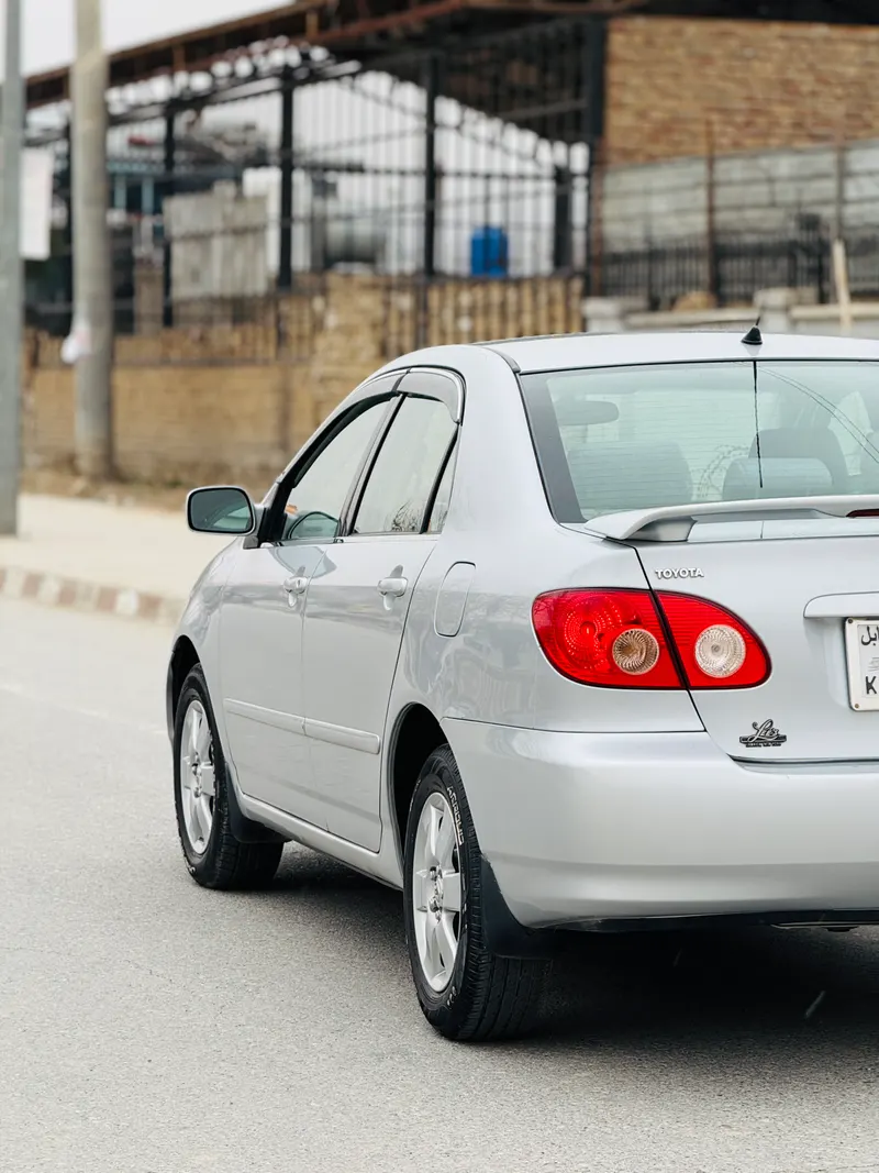 Toyota Corolla LE 2005 (2)