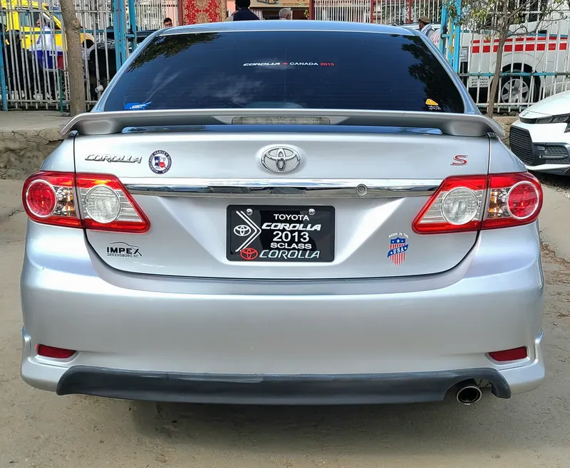 Toyota Corolla 2013 (3)