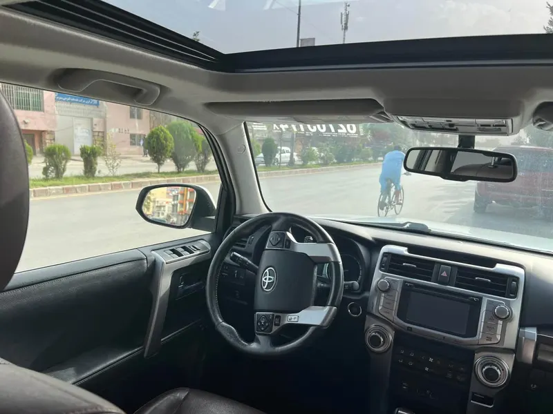 Toyota 4Runner 2014 (4)