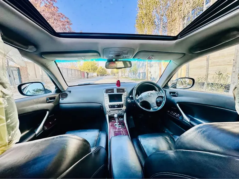 Lexus IS250 2007 (4)