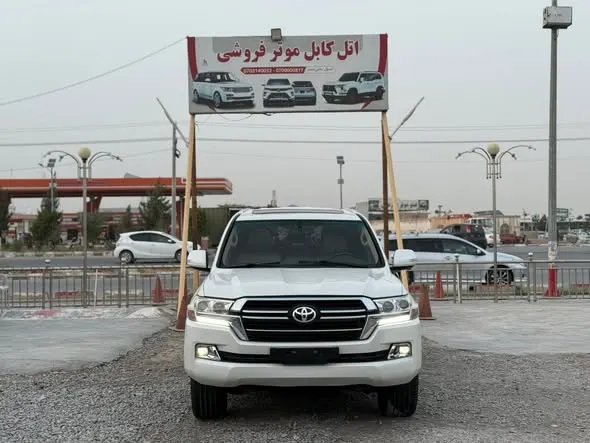 Toyota Land Cruiser 2014 (1)