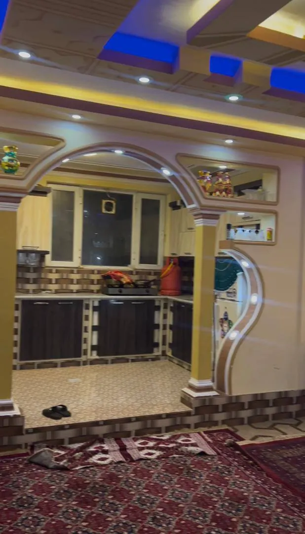 خانه 4 منزله برای فروش، 12 اتاق، 225 m²، نزدیک چوک شام، مزار شریف (3)
