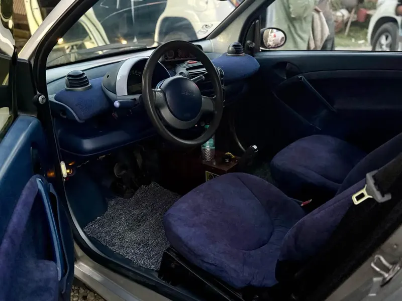 Mercedes-Benz 2000 (4)