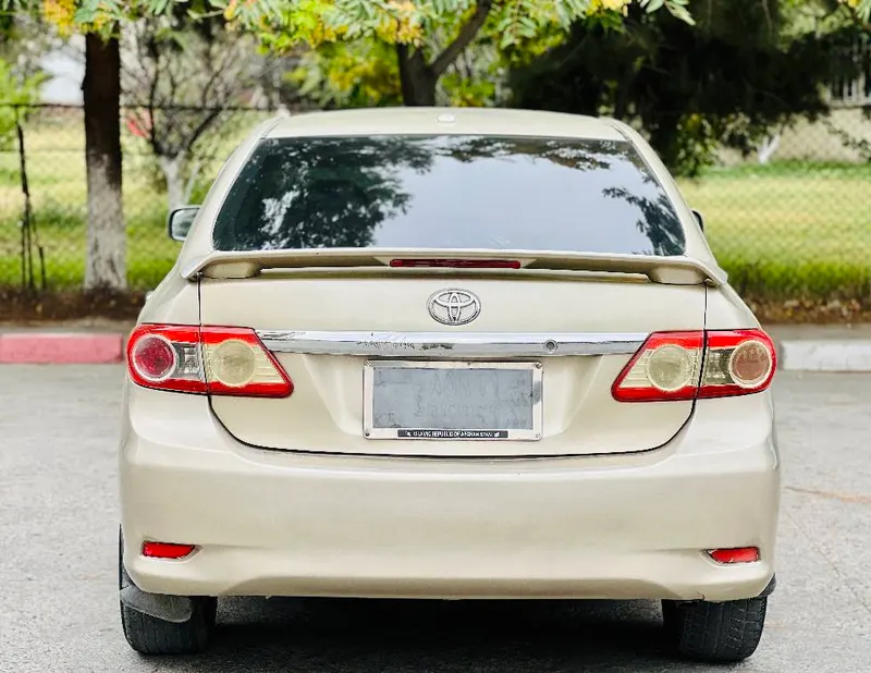 Toyota Corolla 2009 (3)