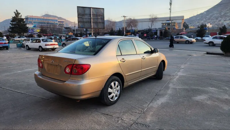 Toyota Corolla 2006 (2)