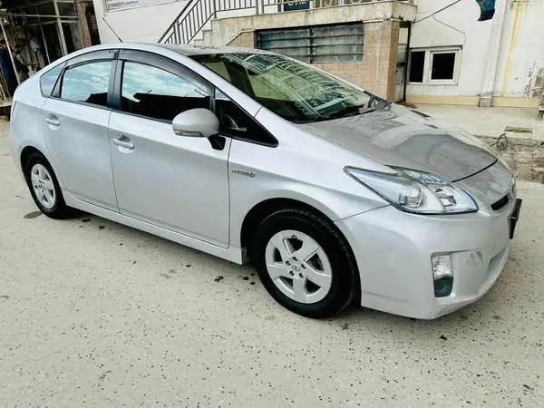 Toyota Prius 2010 (2)