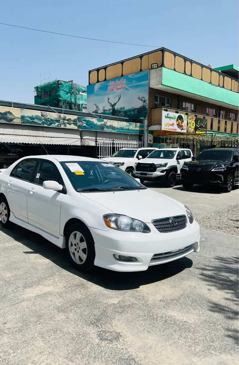 Toyota Corolla 2005 (2)