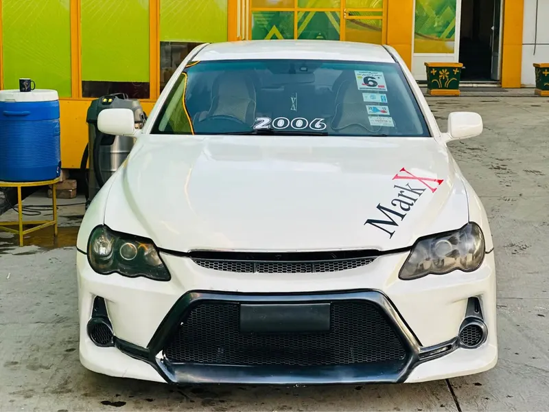 Toyota Mark X 2005 (2)